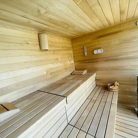 Luxury House * Őrfalu
